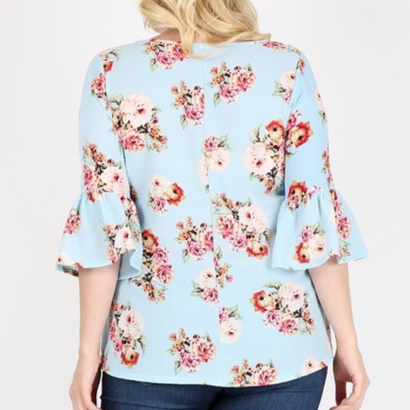 PLUS SIZE FLORAL RUFFLED SLEEVE TOP - Picture 3 of 4
